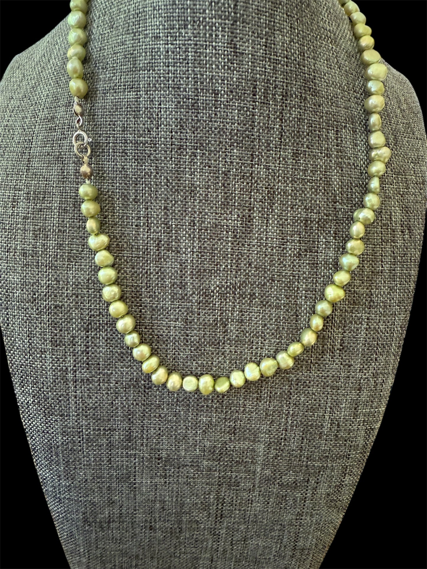 Freshwater Pearl Necklace With Sterling Silver Clasp