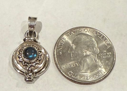 Sterling Silver Labradorite Poison Pendant