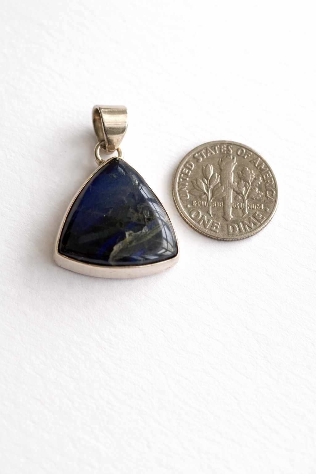Sterling Silver Labradorite Pendant