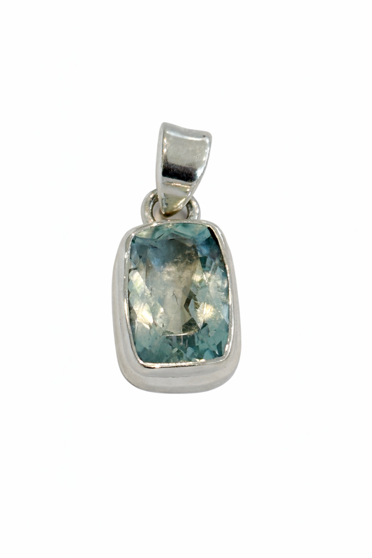 Sterling Silver Aquamarine Pendant