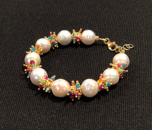 Baroque Pearl Bracelet with Rainbow Clusters
